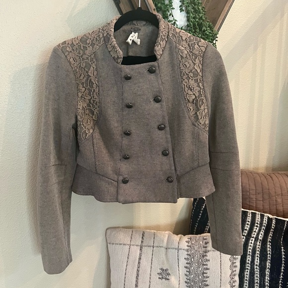 EUC Free People + We The Free Victorian Lace Peplum Military Jacket Size 2 - Picture 14 of 15